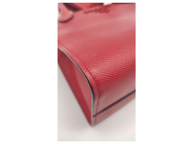 Borsa Prada in pelle Saffiano rossa Rosso - vista 5