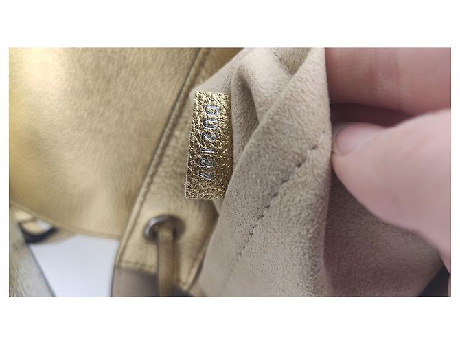 Lockit Borsa Louis Vuitton Lokme in pelle dorata D'oro - vista 11