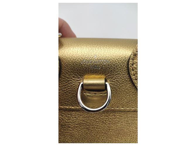 Lockit Borsa Louis Vuitton Lokme in pelle dorata D'oro - vista 9
