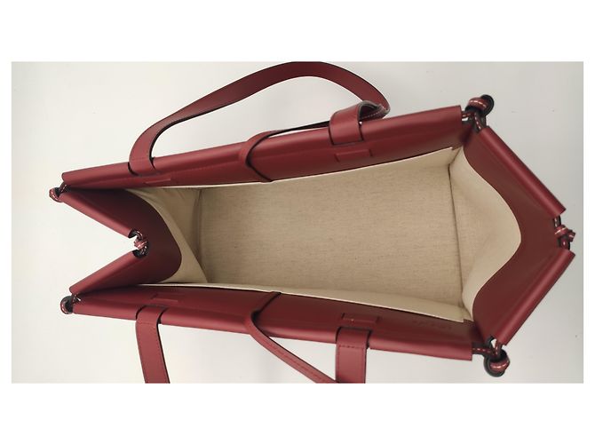 Borsa a cuscino Loewe in pelle melograno Bordò - vista 9