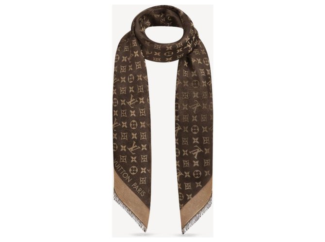 Louis Vuitton M75122  Scialle Monogram Shine Marrone scuro - vista 3