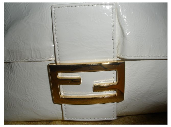 Fendi Baguette Tasche Creme Lackleder Roh - Ansicht 2