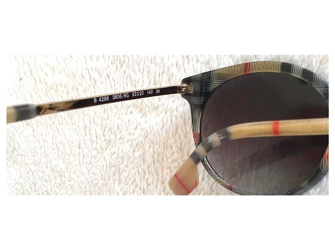 Burberry B4296 Sunglasses - view 5