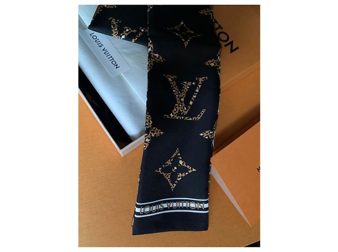 Louis Vuitton archetto sciarpa collezione giungla 2019 Nero - vista 3