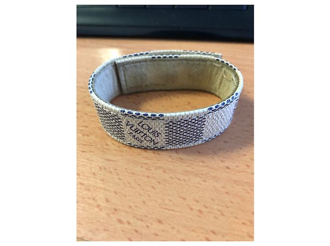 Louis Vuitton Armbänder Beige - Ansicht 3