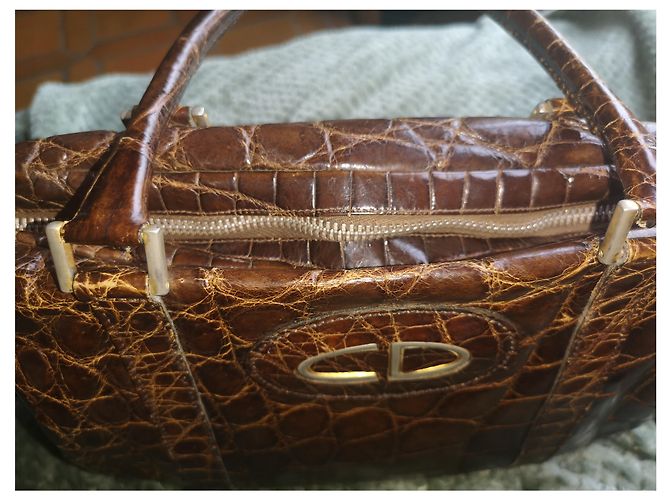 Borsa a mano Christian Dior Boston in coccodrillo marrone - vista 2