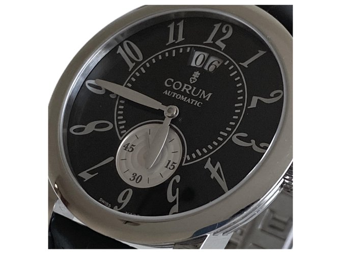 Corum Classical Grande Data Prata - vista 3