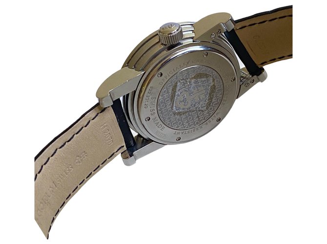 Corum Classical Grande Data Prata - vista 6