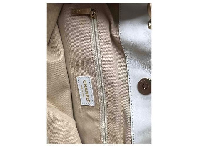 Bolsa Chanel Cáqui e Esbranquiçado em Couro e Lona Caqui Fora de branco - vista 4