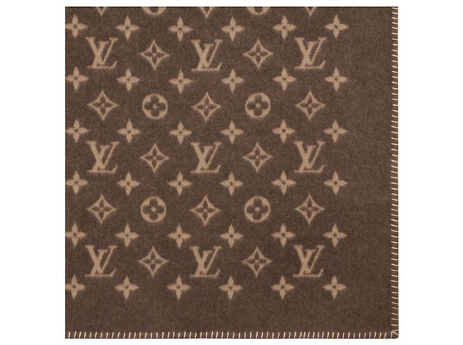 Louis Vuitton LV Neo Monogram Blanket New Brown - view 3