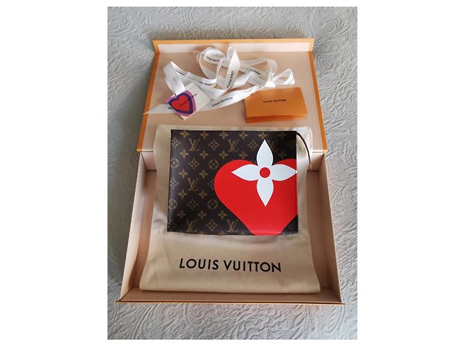 Louis Vuitton Game on Pochette Pouch 26centimetro Marrone - vista 3