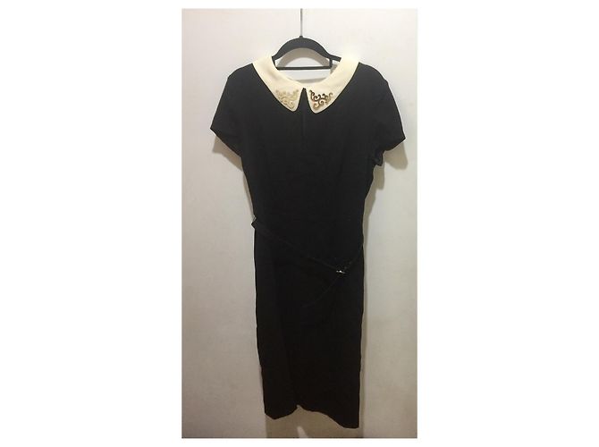Escada kleines schwarzes Kleid mit Metallverzierung Weiß - Ansicht 6