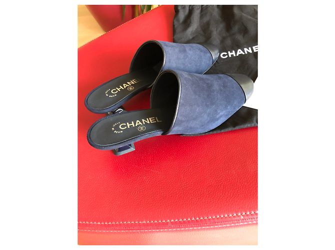 Chanel CC Leder Pantoletten mit Absatz schwarz - Ansicht 10