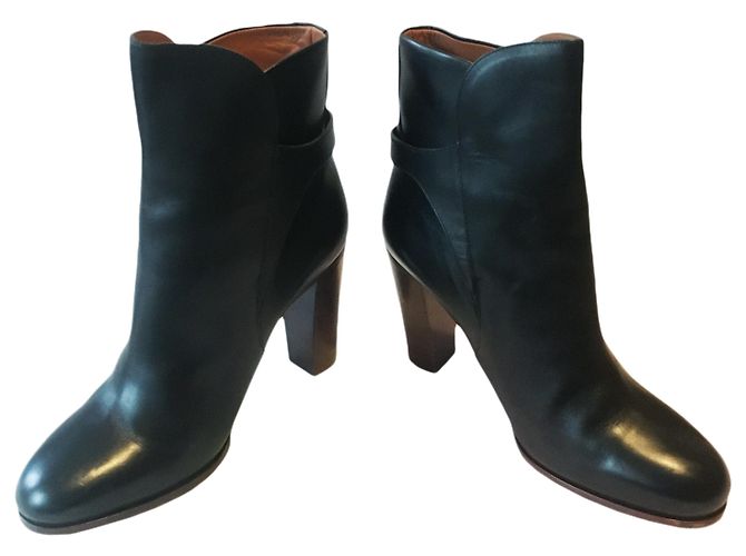 Botines Céline de cuero negro con tacón de madera - vista 3
