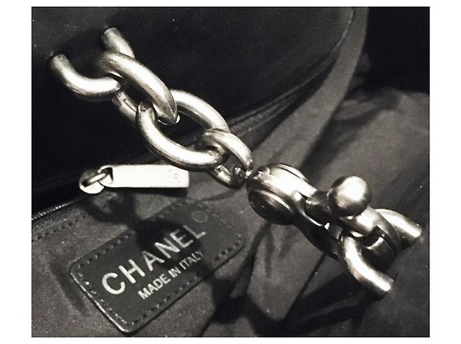 Borsa a mano Chanel in pelle trapuntata nera Nero - vista 6