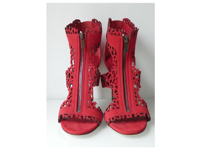 Sandalias Jimmy Choo de piel roja con cremallera - vista 3