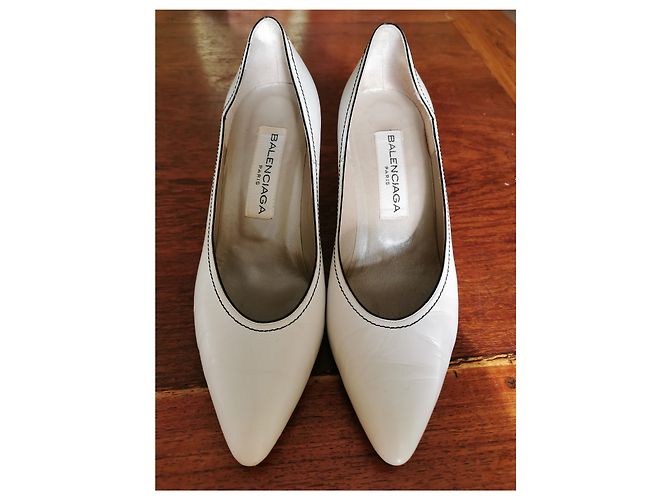 Balenciaga Leder Pumps Weiß - Ansicht 7