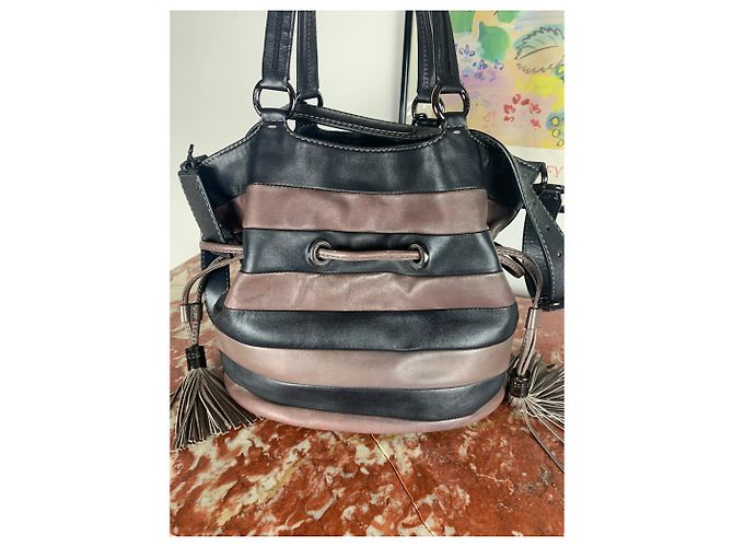 Premier Flirt Lancel 1er Flirt Black and Chocolate Leather Handbag - view 4