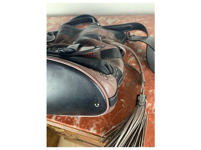 Premier Flirt Lancel 1er Flirt Black and Chocolate Leather Handbag - view 6