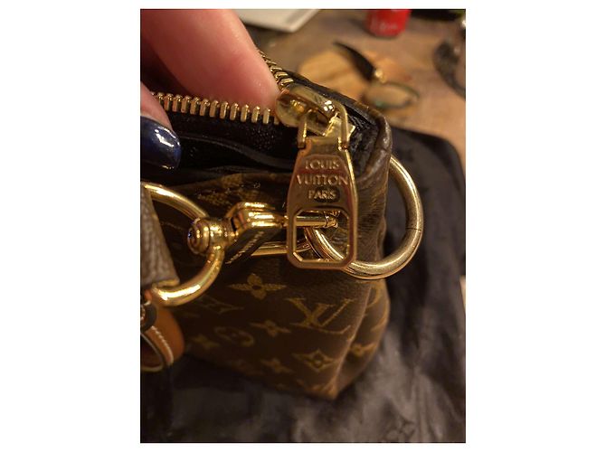 Borsa a mano Louis Vuitton Pallas BB in Pelle Marrone Cioccolato - vista 2