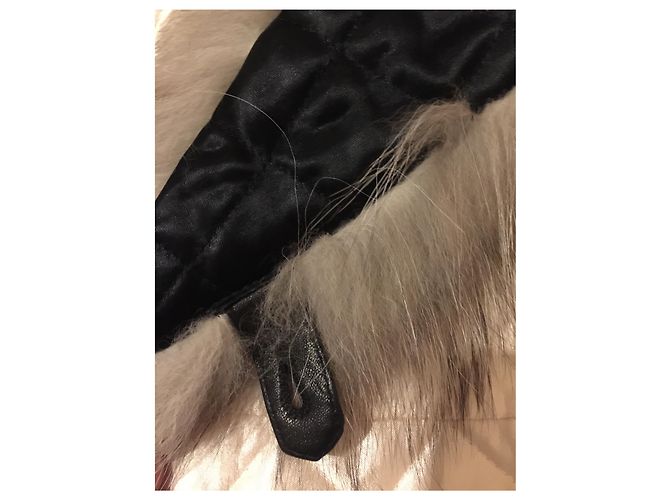 inconnue Silver vixen cape - view 4