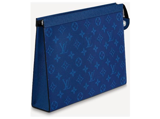 Louis Vuitton LV Pochette Voyage cobalto Blu - vista 3
