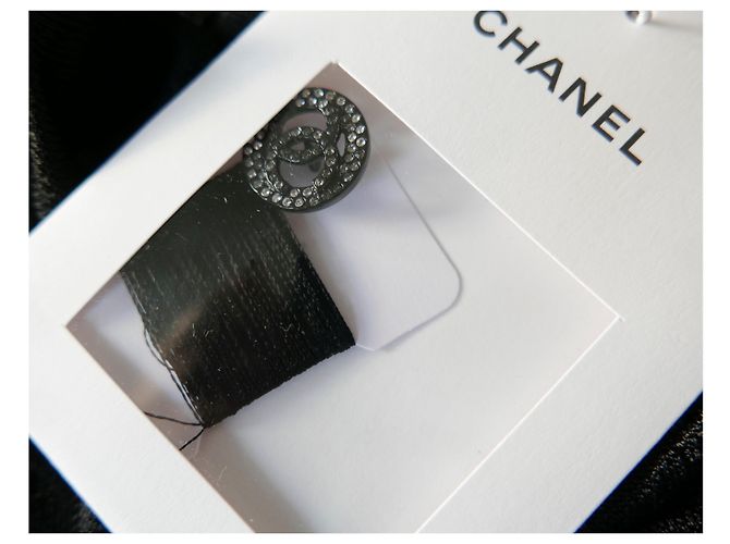 Chanel SS20 Rüschen CC Strickkleid Schwarz - Ansicht 10