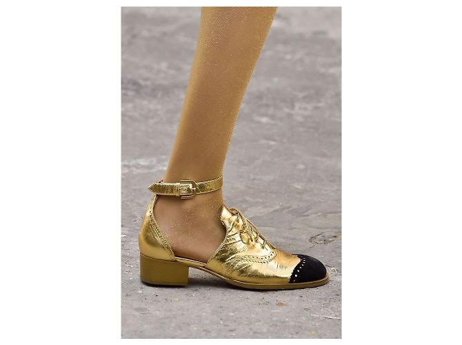 CHANEL Derby d'oro T40,5 Modello di punta della collezione IT! Gold hardware - vista 5