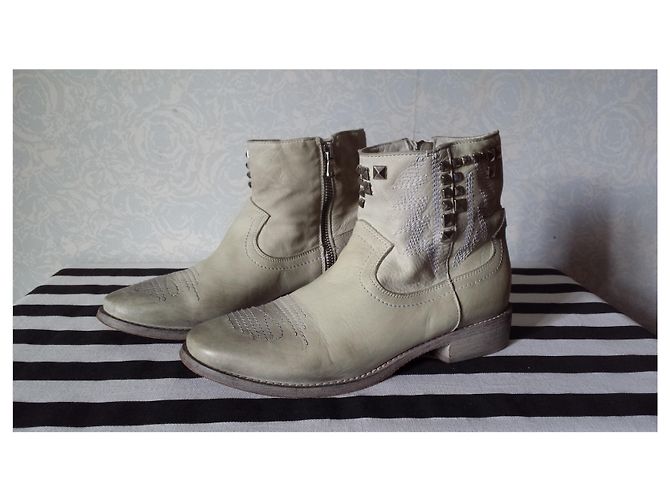 Botas western de piel beige Strategia - vista 3