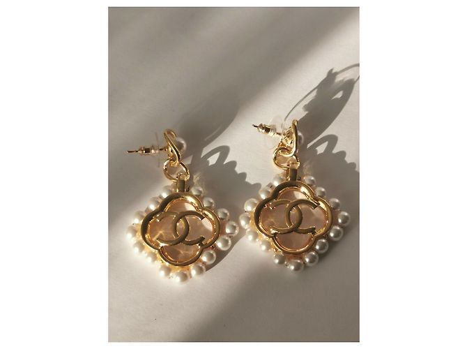 Cambon Chanel Brincos Gold hardware - vista 2