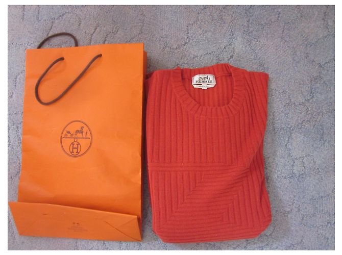 Hermès Cashmere Pullover Red - view 2
