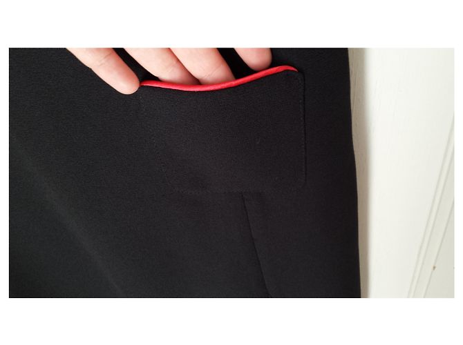 Autre Marque PPRNP Kleid Schwarz mit roter Paspelierung Kurzarm Größe S - Ansicht 5
