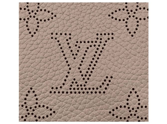 Louis Vuitton Bolso LV Bella nuevo Gris - vista 3