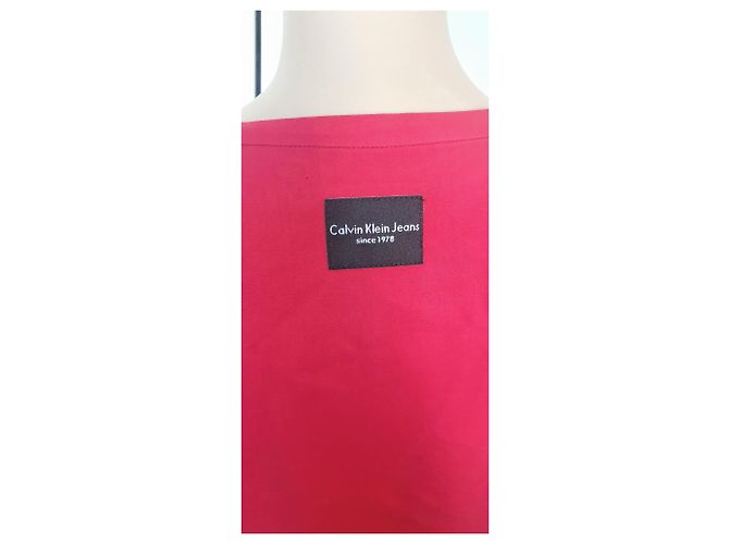Calvin Klein Hemdkleid aus roter Viskose - Ansicht 4
