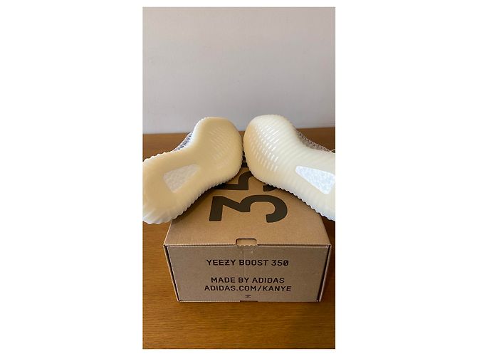 Yeezy Boost 350 V2 Statico Bianco - vista 4