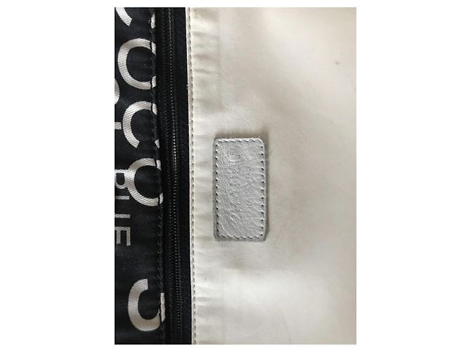 Borsa Chanel in tessuto stampato bianco e nero - vista 7