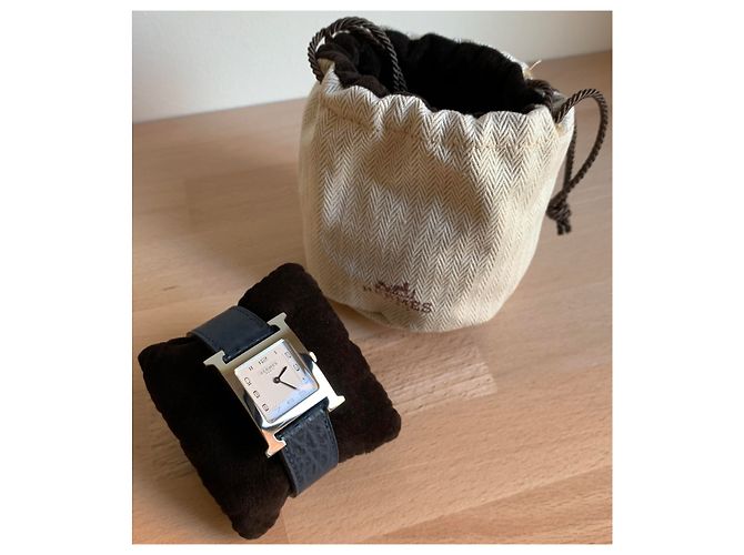 Hermès H Stunde Gd Uhr Modell Armband Requin Dunkelblau - Ansicht 3