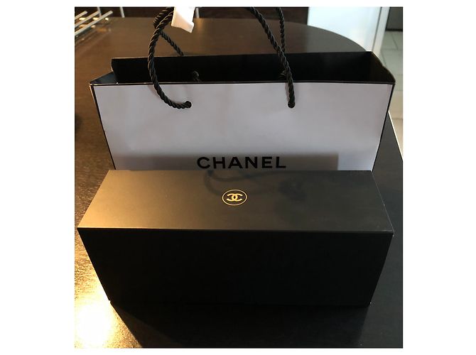 Cambon Chanel Visualización de tres velas Negro - vista 2