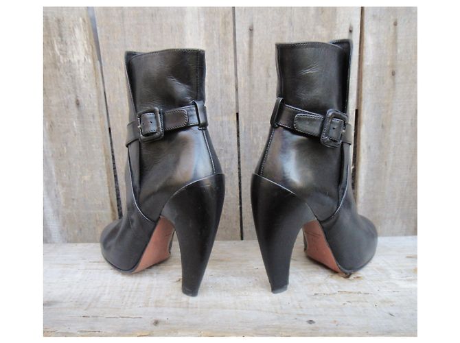 Botas Alaïa de piel negras 39 Negro - vista 5