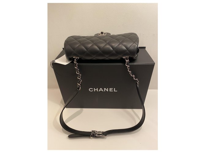 Bolsa acolchoada Chanel para cinto NOVA Preto - vista 4
