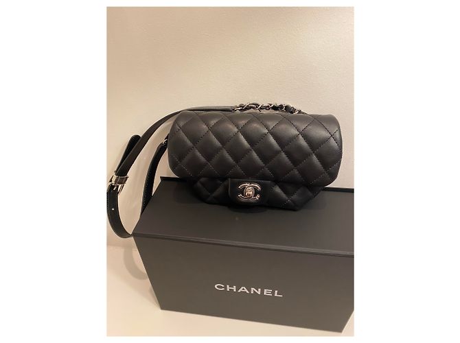 Bolsa acolchoada Chanel para cinto NOVA Preto - vista 6