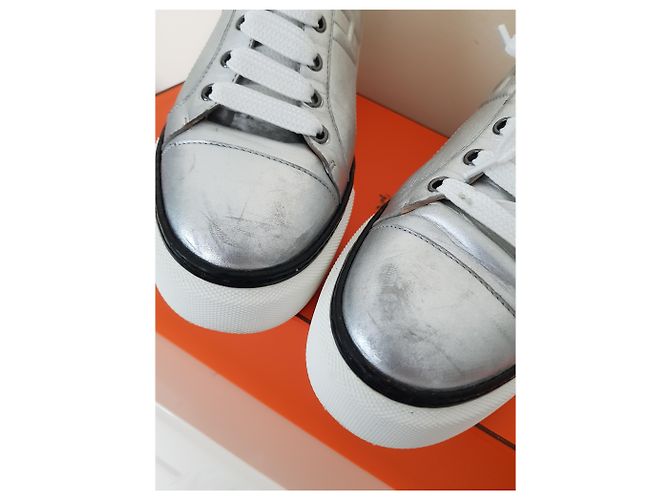 Hermès Polo Sneaker silbernes Nappa Leder - Ansicht 7
