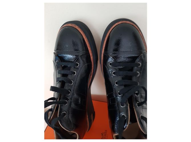Sneakers Hermès Polo in vernice nera Nero - vista 5