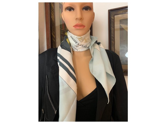 Lenço Hermès Brides de gala de seda azul claro 90 cm - vista 6
