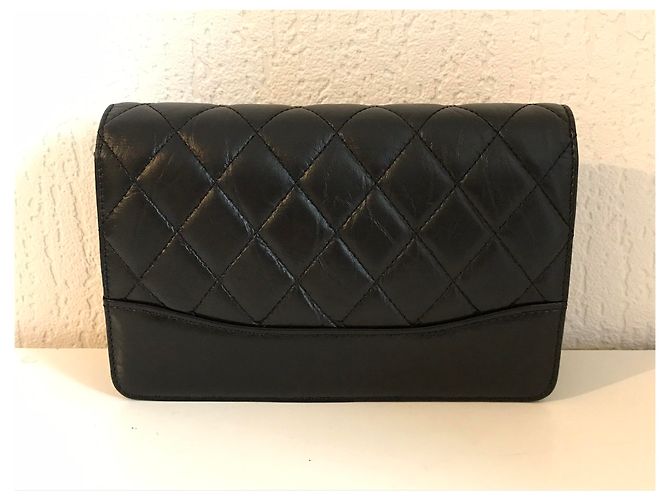 Chanel Wallet on Chain Nero in Pelle di Vitello Invecchiata - vista 3