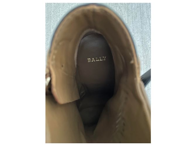 Botines Bally de cuero beige y marrón tacón 10cm - vista 5