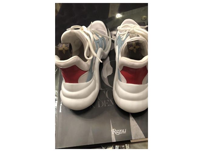 Louis Vuitton Archlight scarpe da ginnastica Rosa Bianco Blu navy Blu chiaro - vista 3