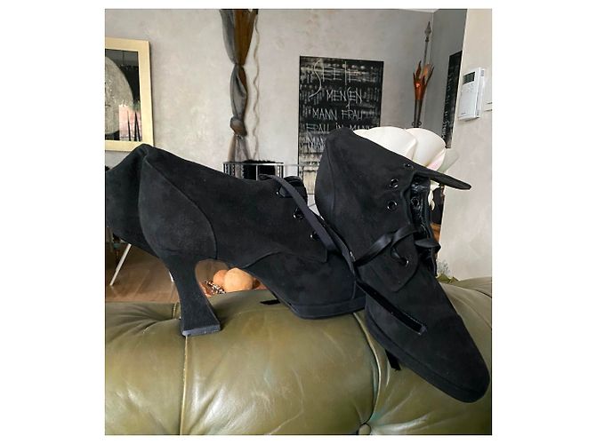 Stivaletti CHANEL in camoscio Nero - vista 9