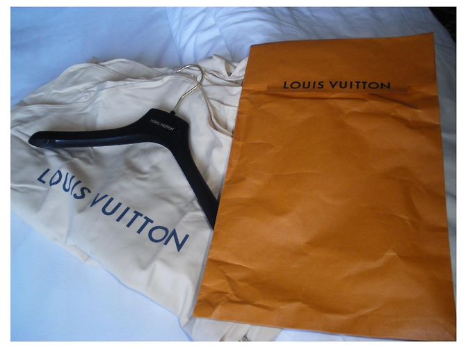 Louis Vuitton Copriabiti in Cotone Beige - vista 2
