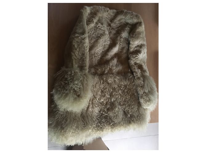 Maje Hulk Lammfell Mantel Beige Größe 38 - Ansicht 4